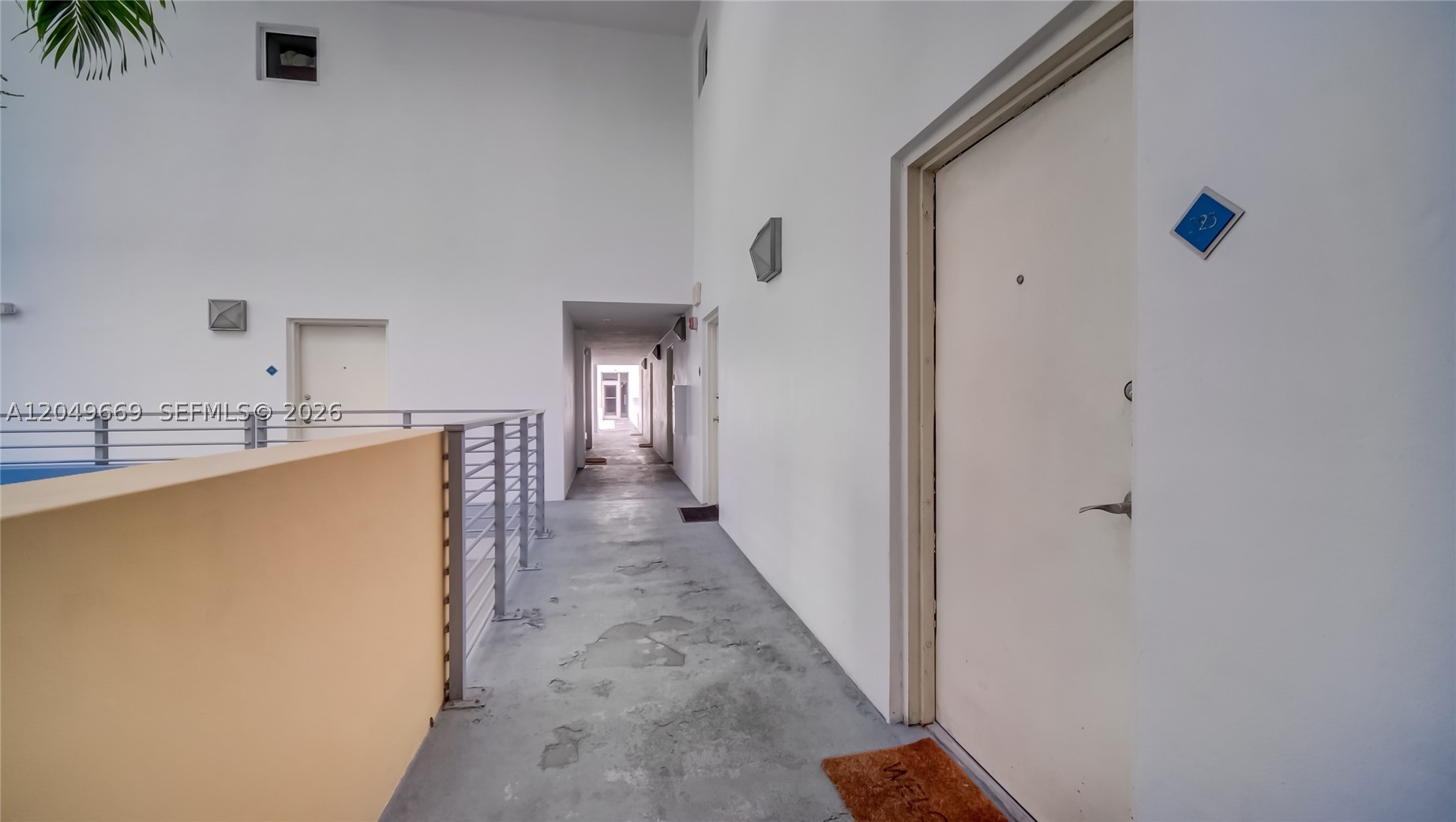 LOFTS AT MAYFAIR CONDO - Residential Lease
