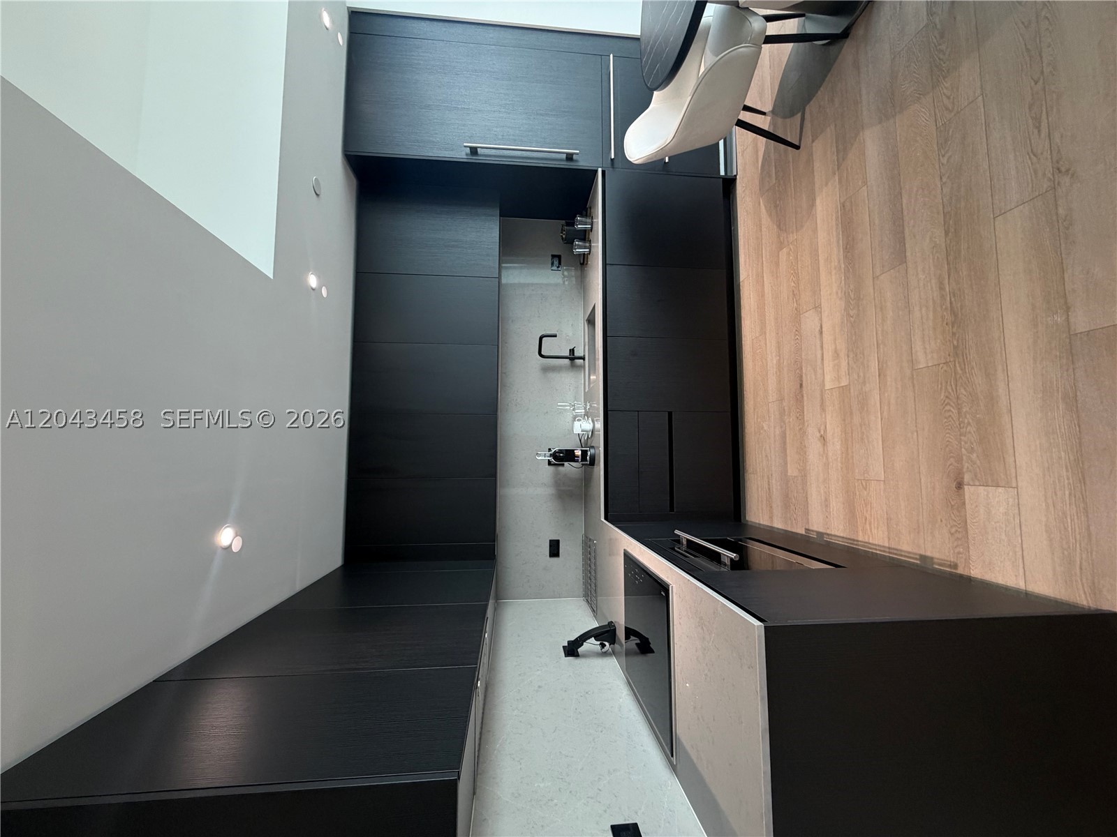 MIAMI NORTH - Residential