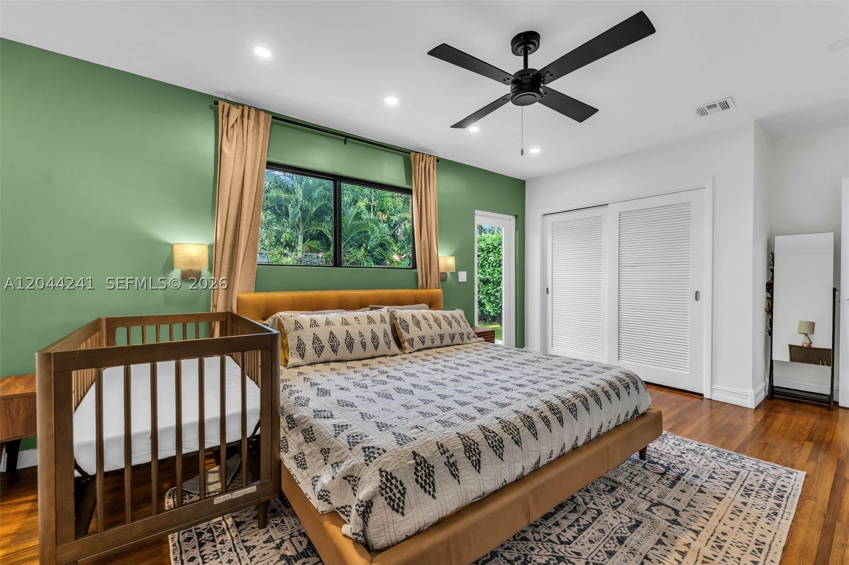 SILVER BLUFF EST-SEC B - Residential