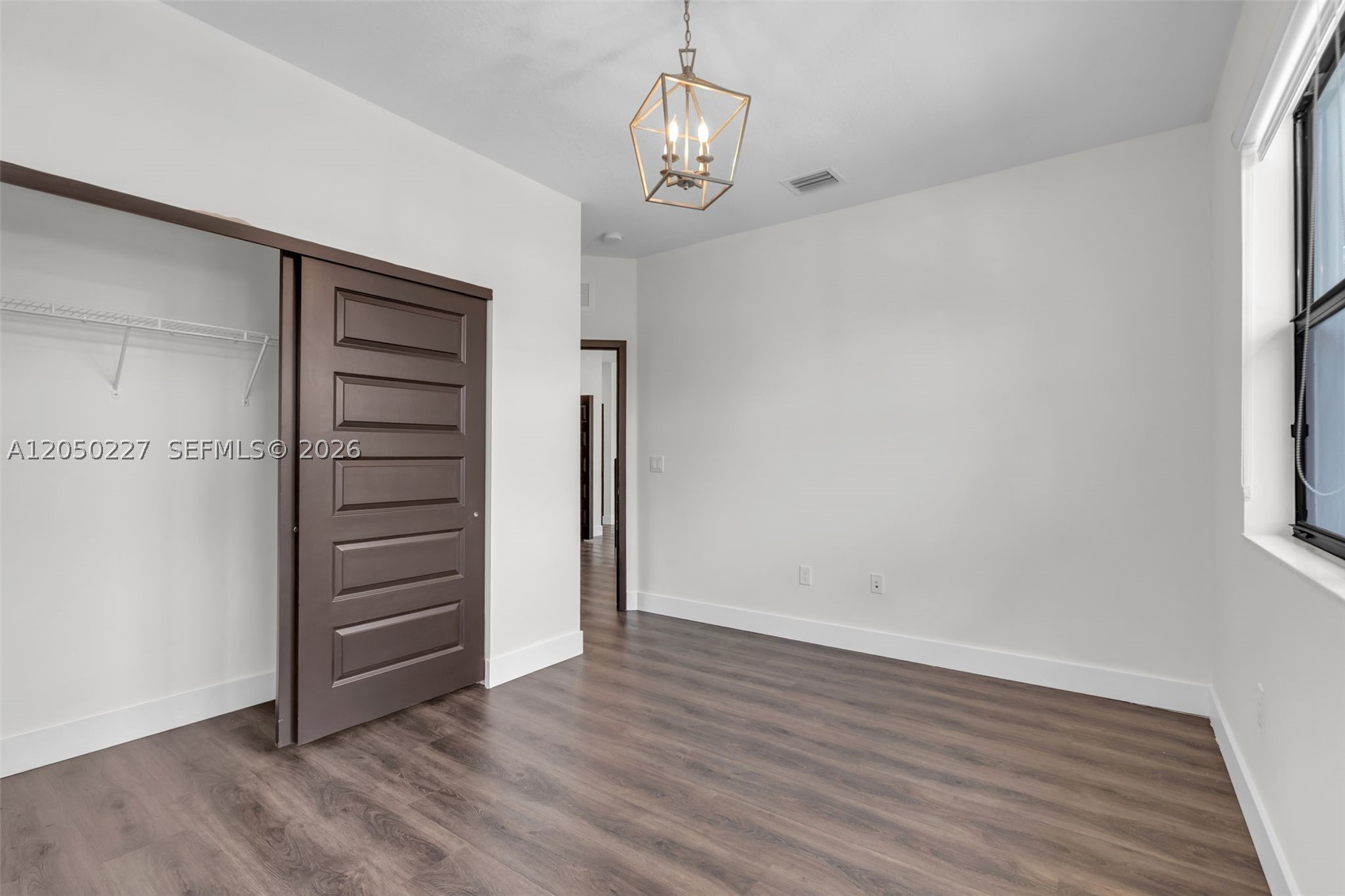 DUNNWOODY LAKE - Residential