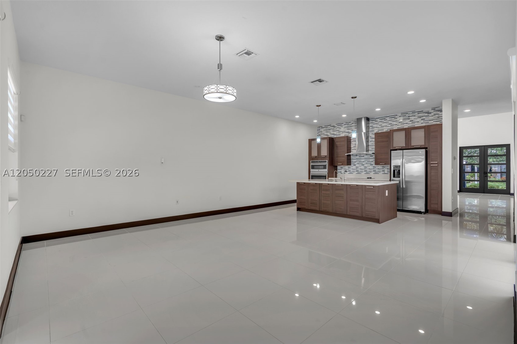 DUNNWOODY LAKE - Residential