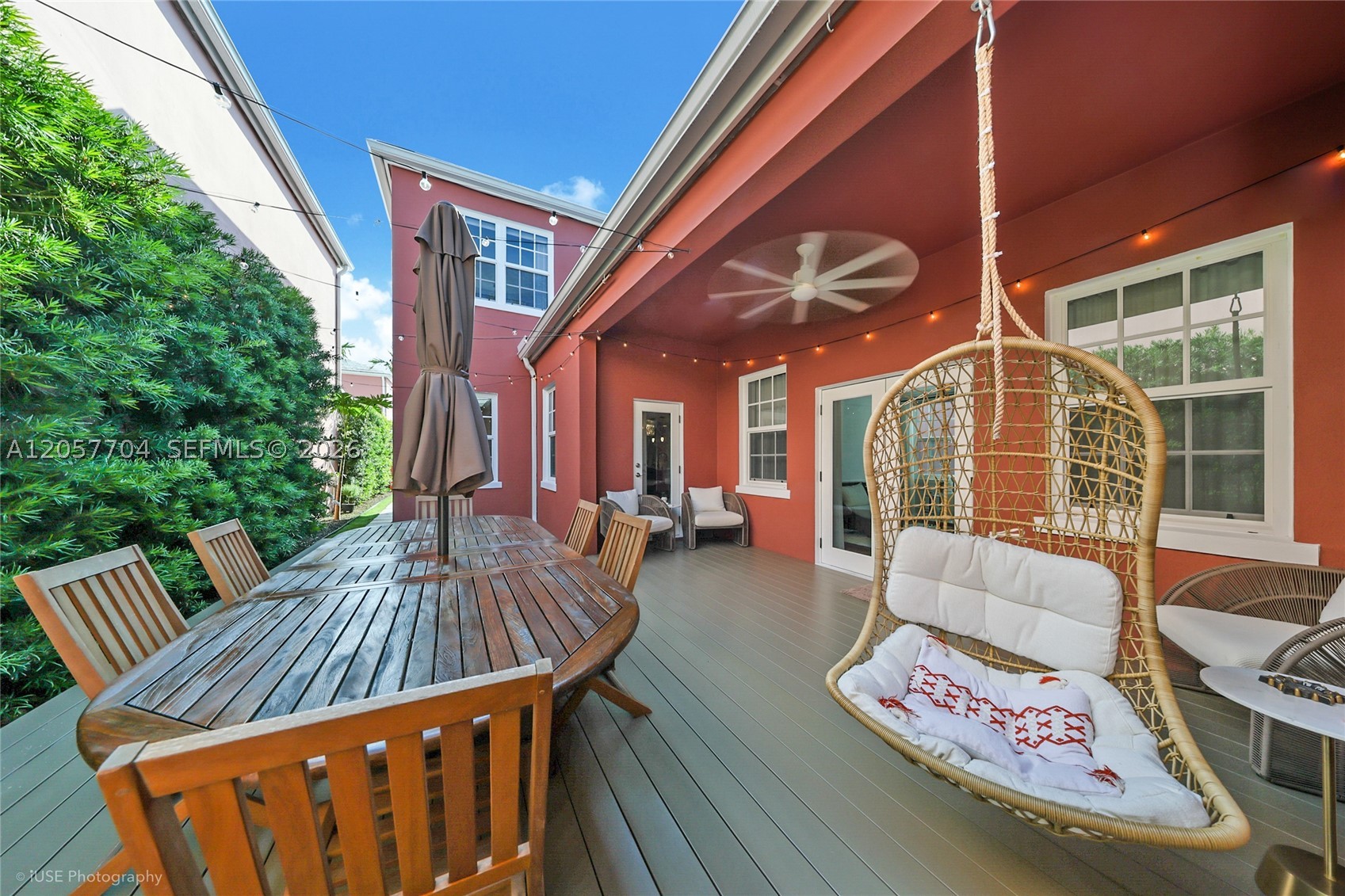 BERMUDA VLG AT CORAL GABL - Residential