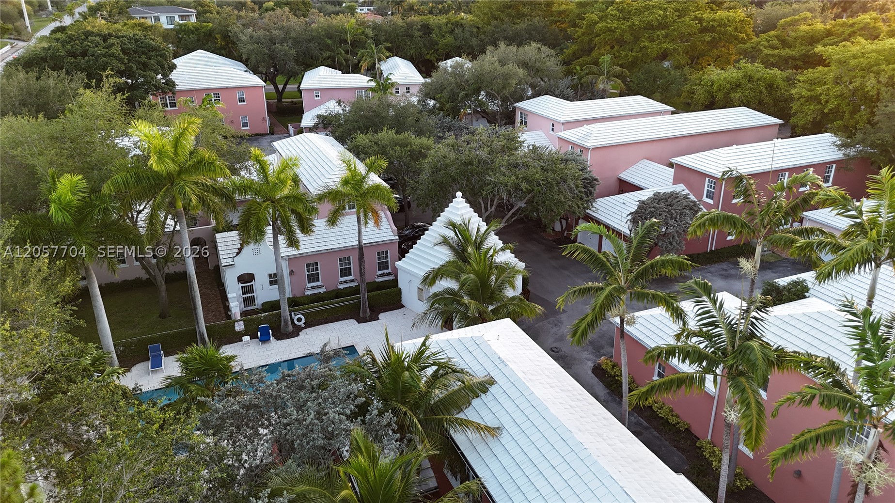BERMUDA VLG AT CORAL GABL - Residential