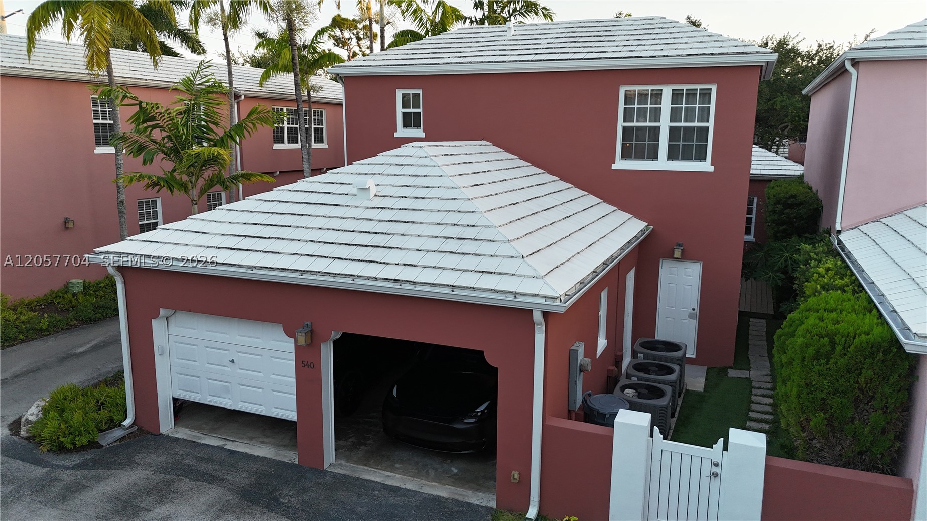 BERMUDA VLG AT CORAL GABL - Residential