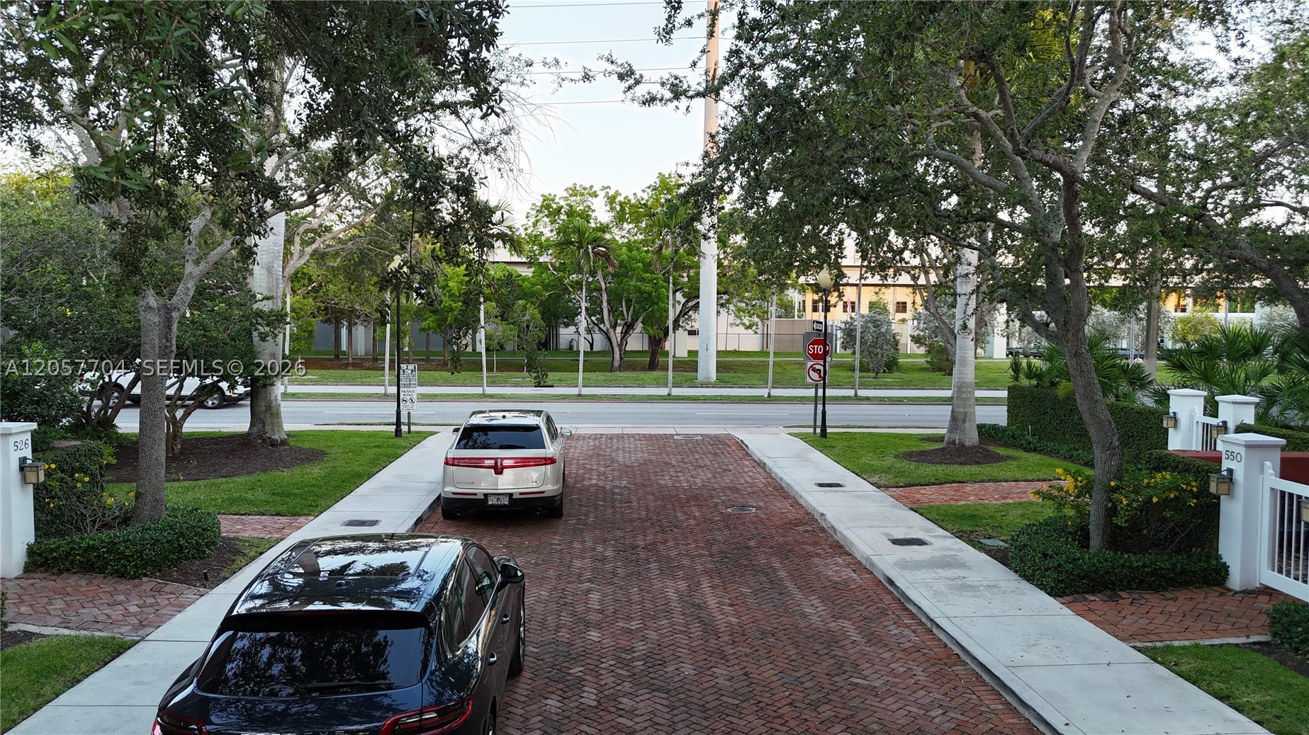 BERMUDA VLG AT CORAL GABL - Residential
