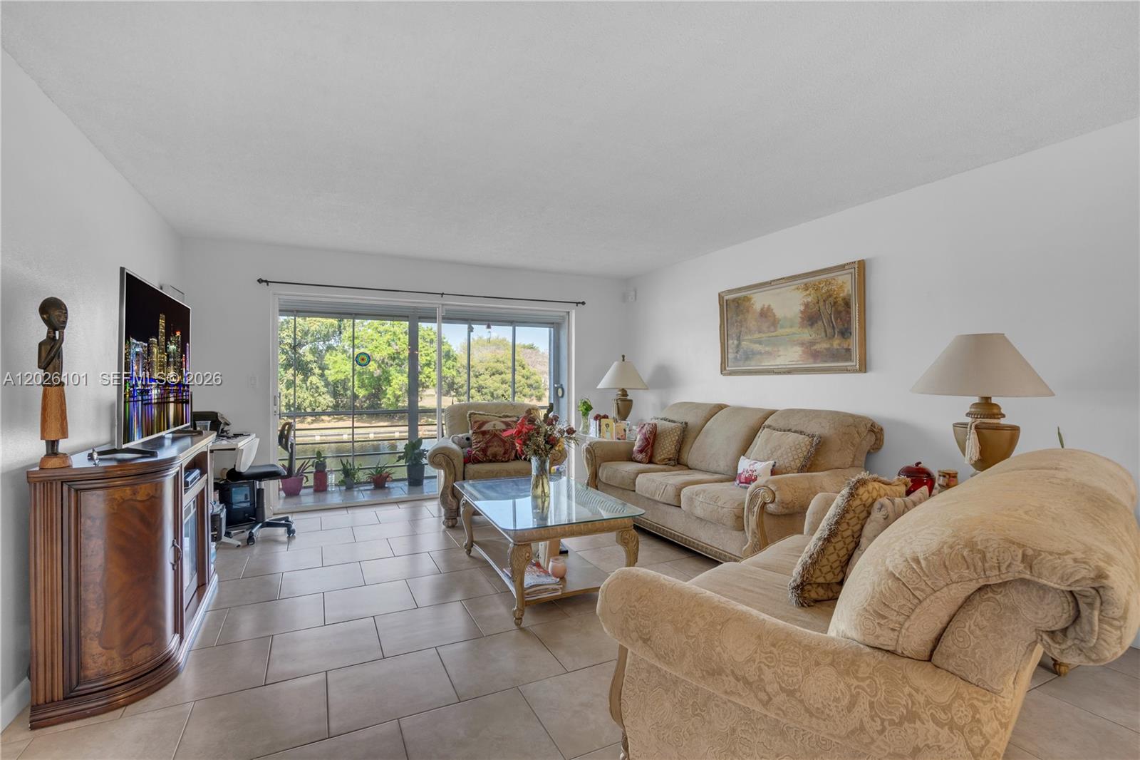 LAS VISTAS F IN INVERRARY - Residential
