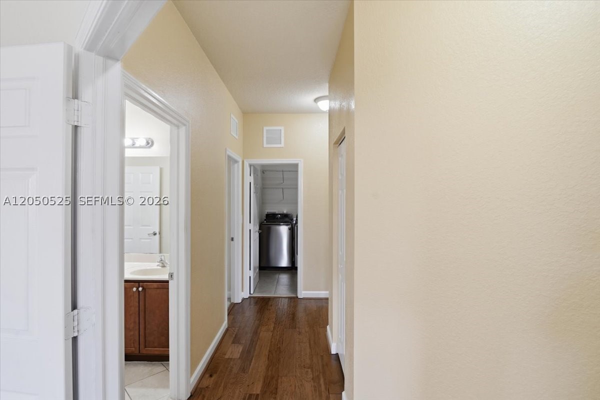 SILVER PALM EAST SECTION - Residential