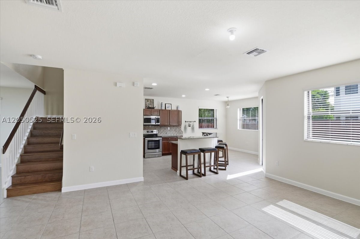 SILVER PALM EAST SECTION - Residential