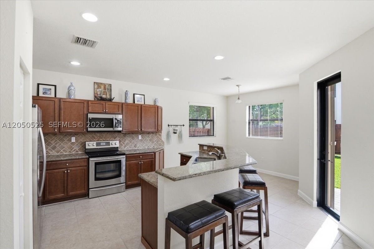 SILVER PALM EAST SECTION - Residential