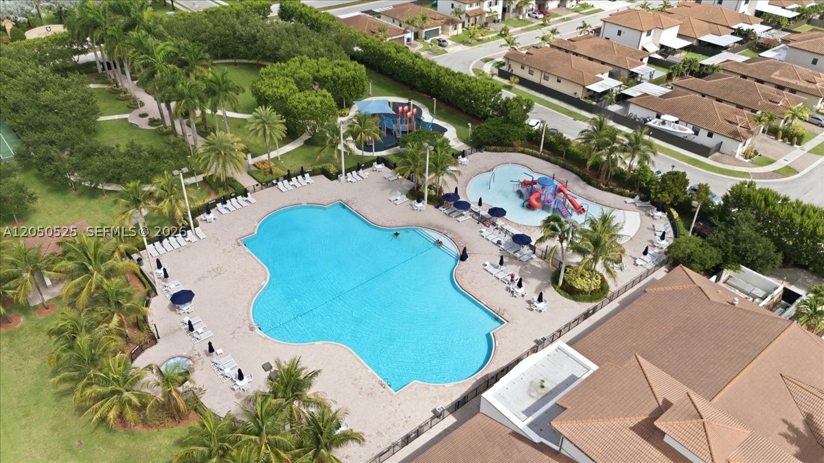 SILVER PALM EAST SECTION - Residential