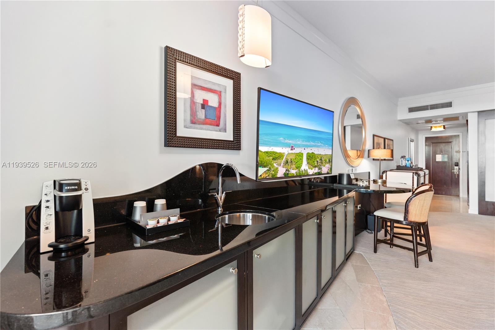 FONTAINEBLEAU III - Residential