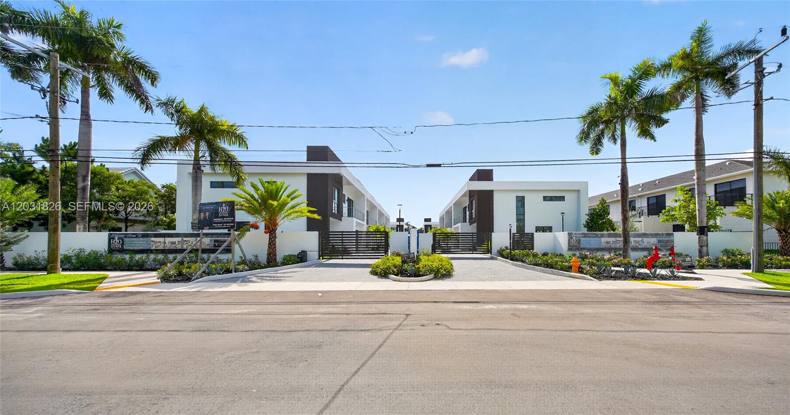 H20 DANIA BEACH - Residential