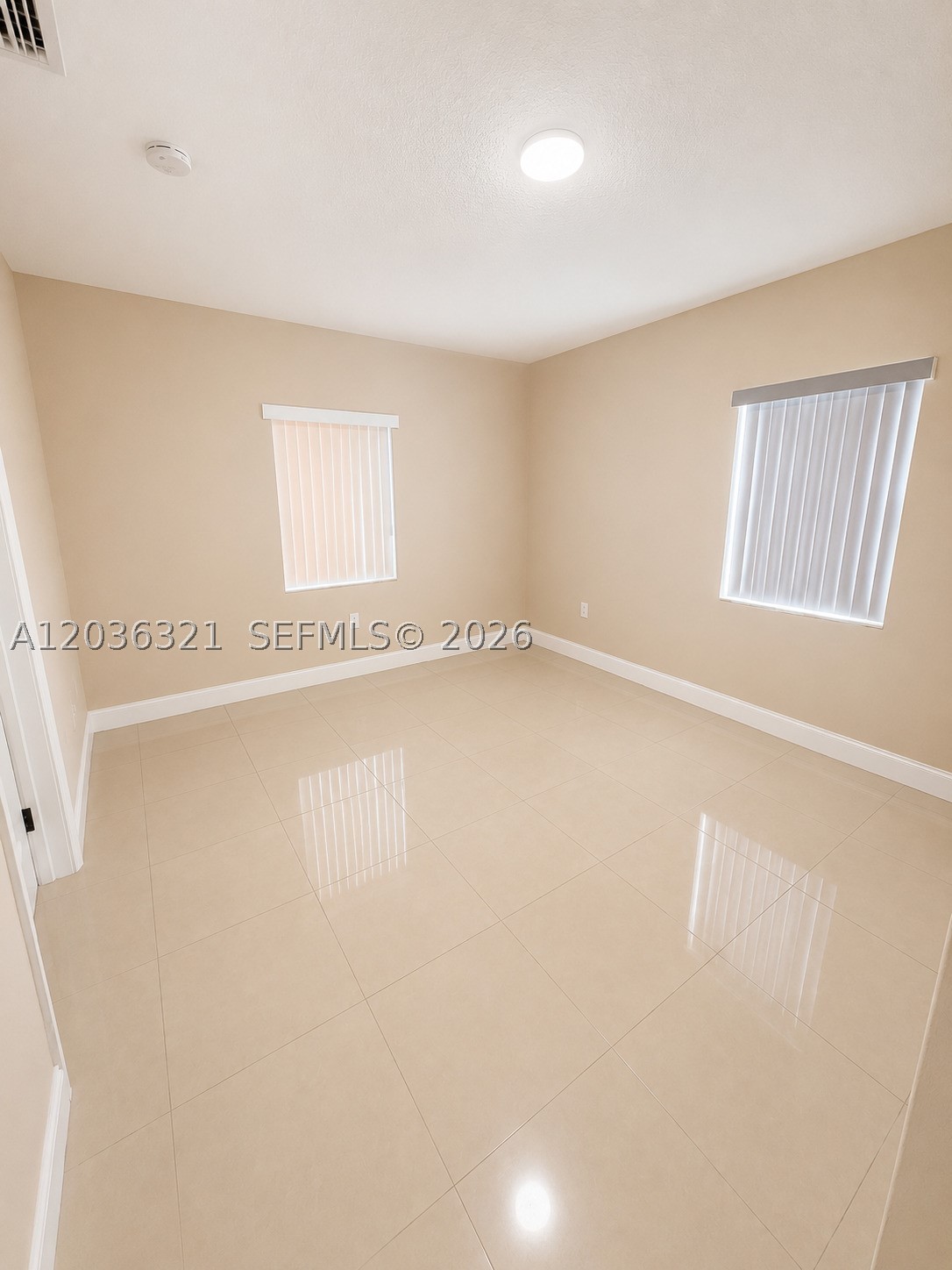 HYDE PARK FIRST SEC - Residential Lease
