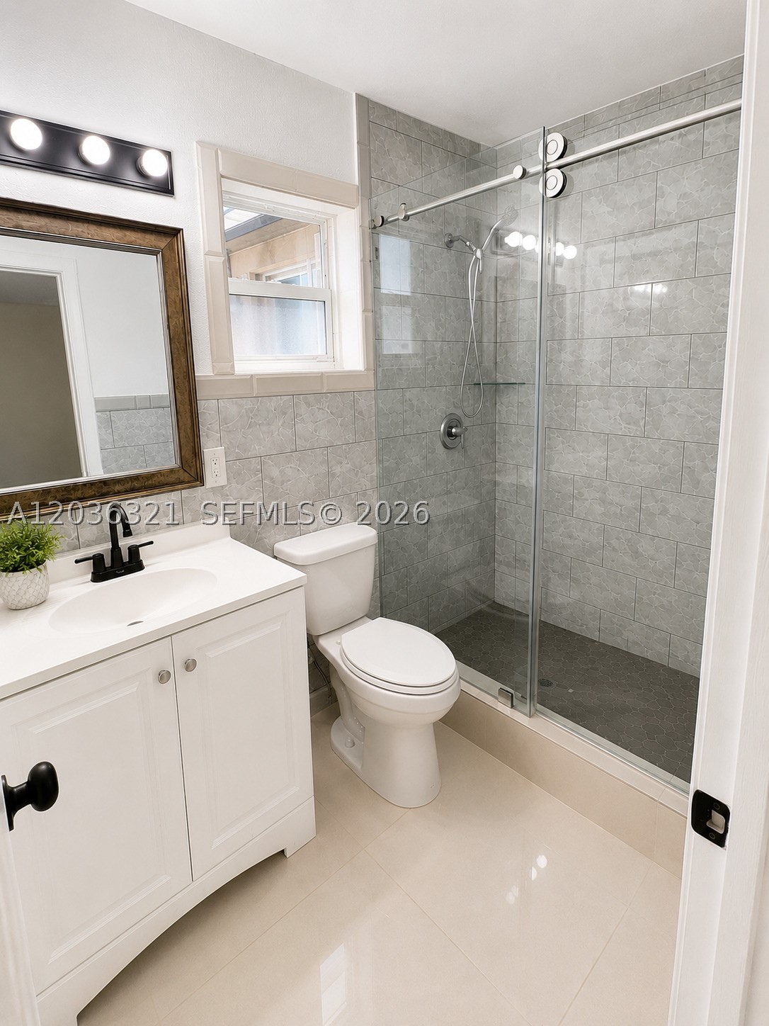 HYDE PARK FIRST SEC - Residential Lease