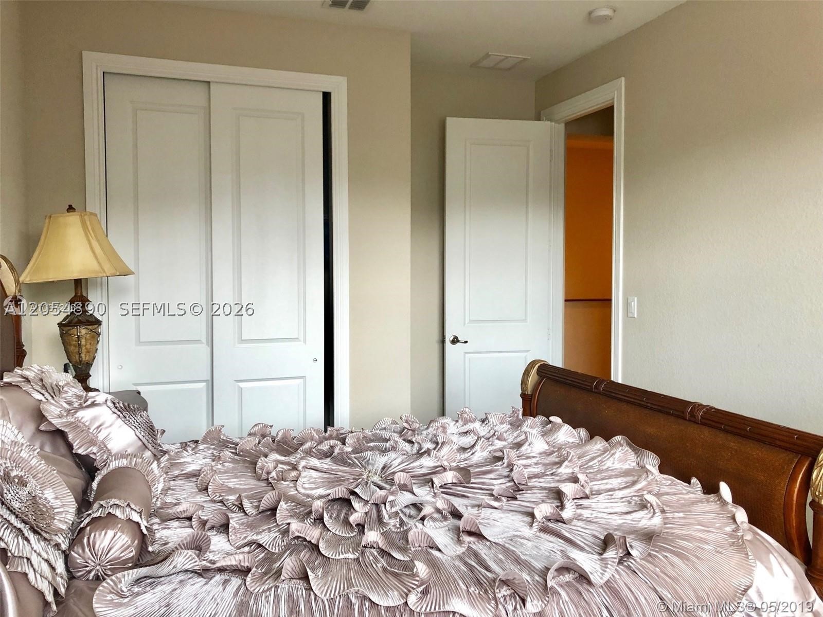 PEMBROKE LAKES SOUTH - Residential Lease