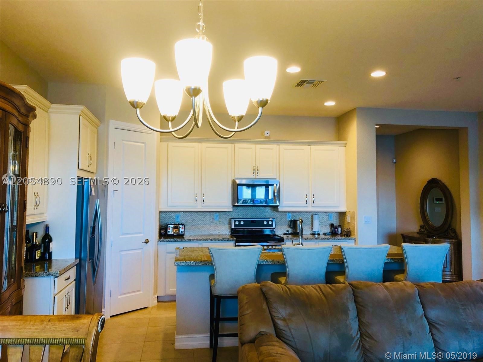 PEMBROKE LAKES SOUTH - Residential Lease