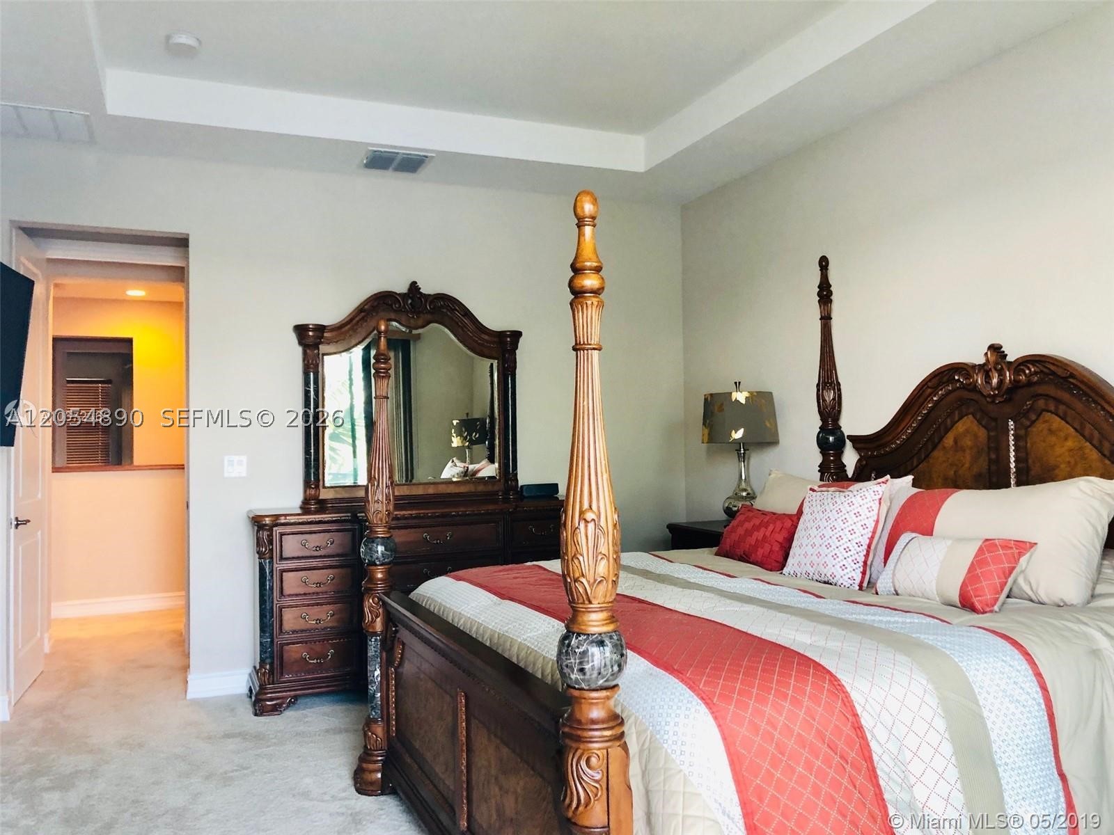 PEMBROKE LAKES SOUTH - Residential Lease