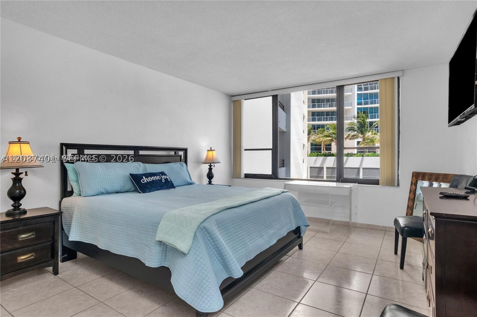 ALEXANDER TOWERS CONDO - Residential Lease