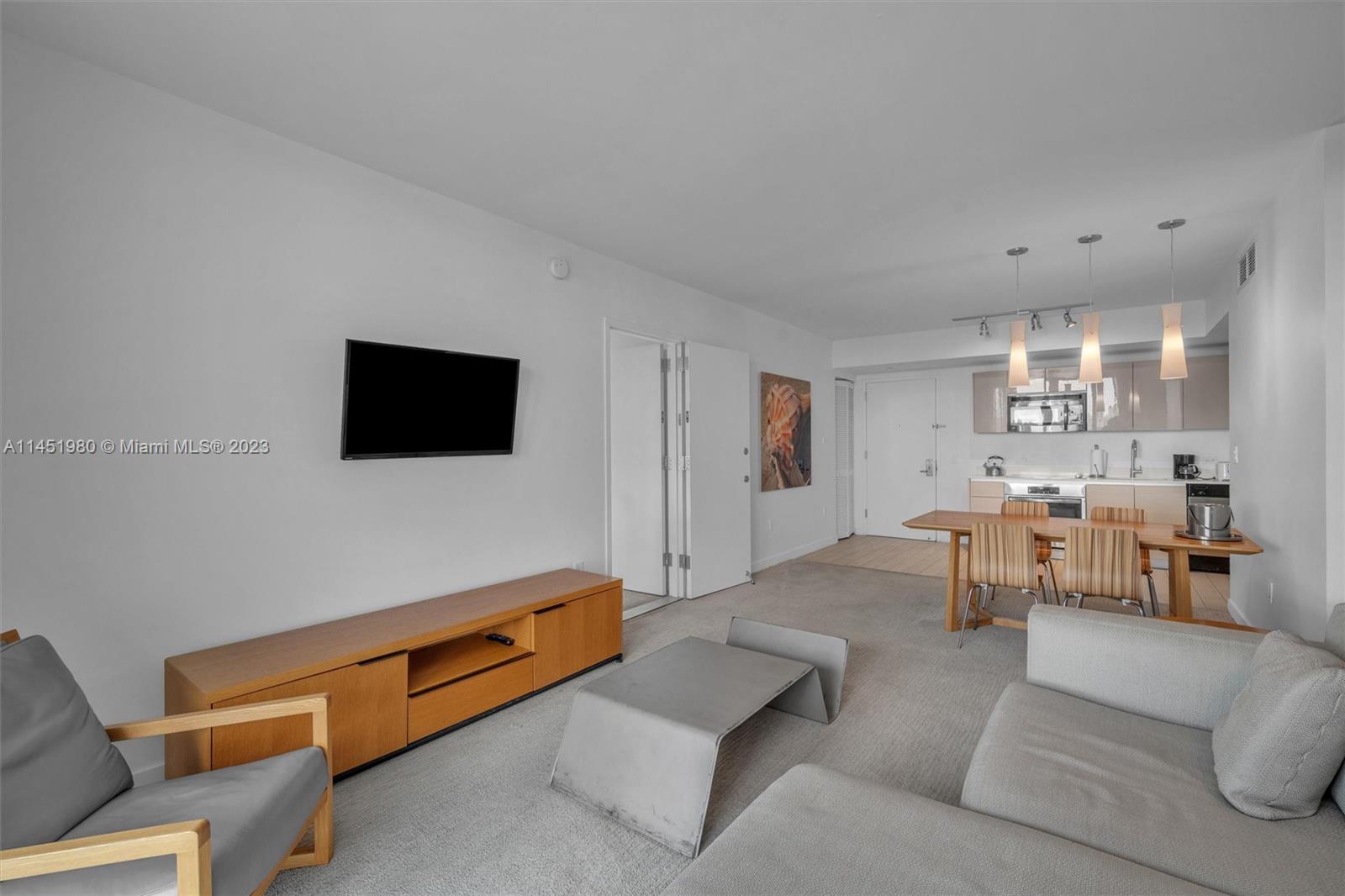 BEACHWALK CONDOMINIUM - Residential