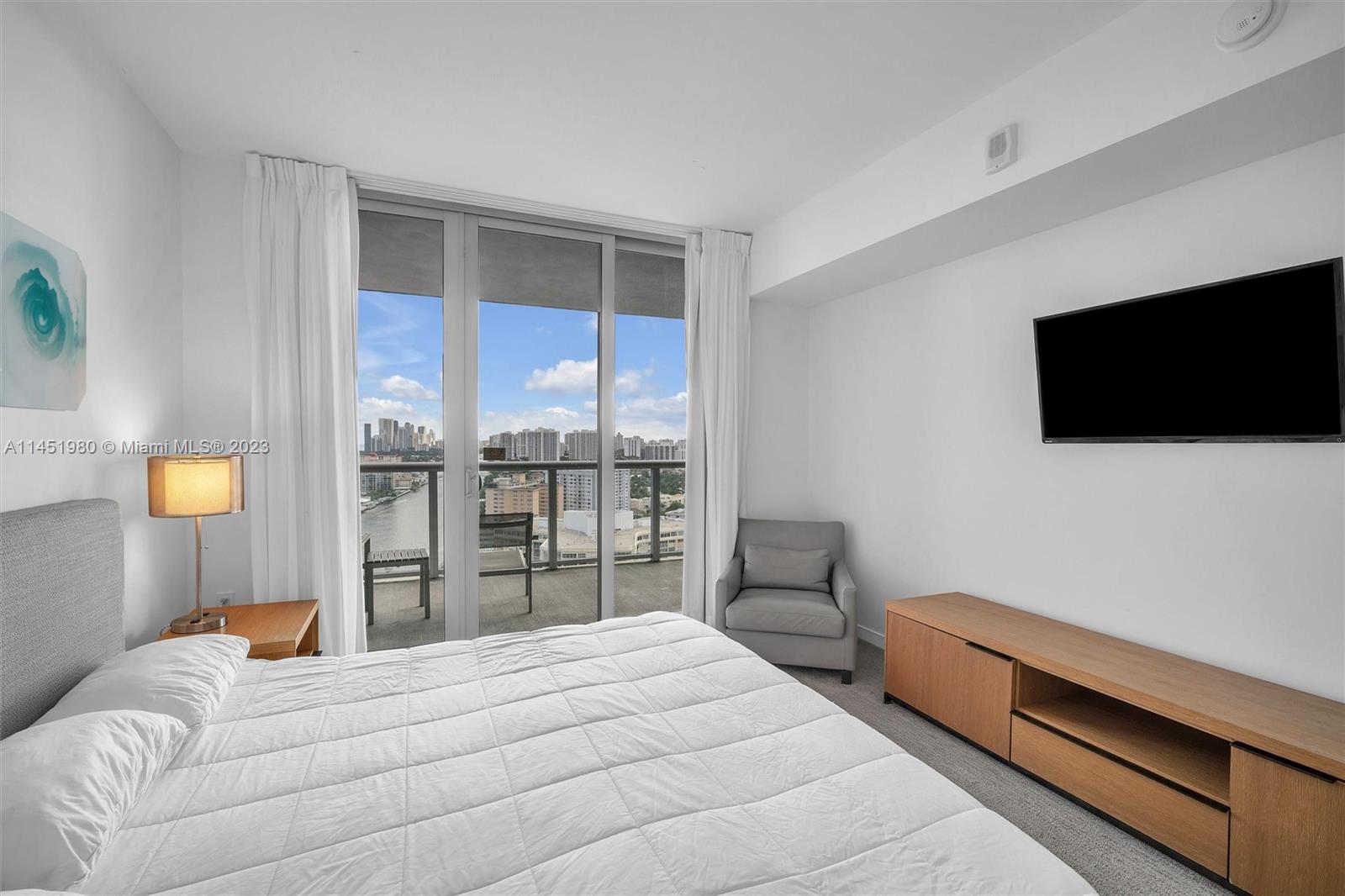 BEACHWALK CONDOMINIUM - Residential
