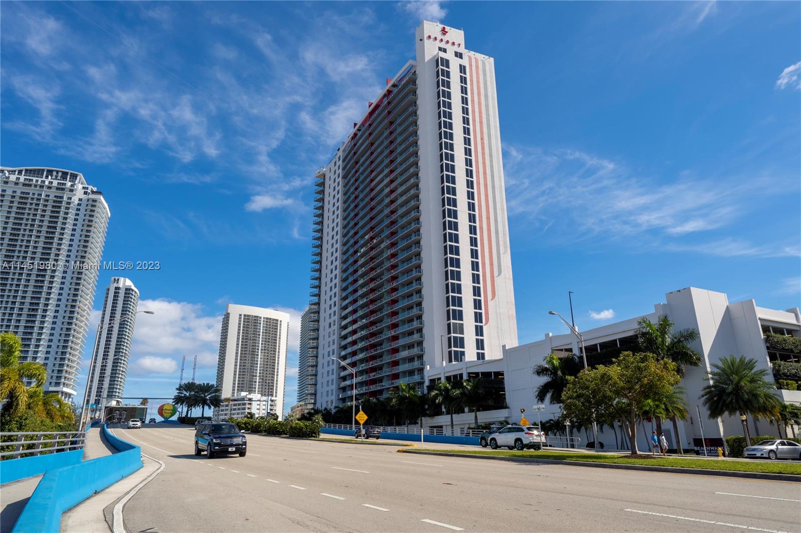 BEACHWALK CONDOMINIUM - Residential
