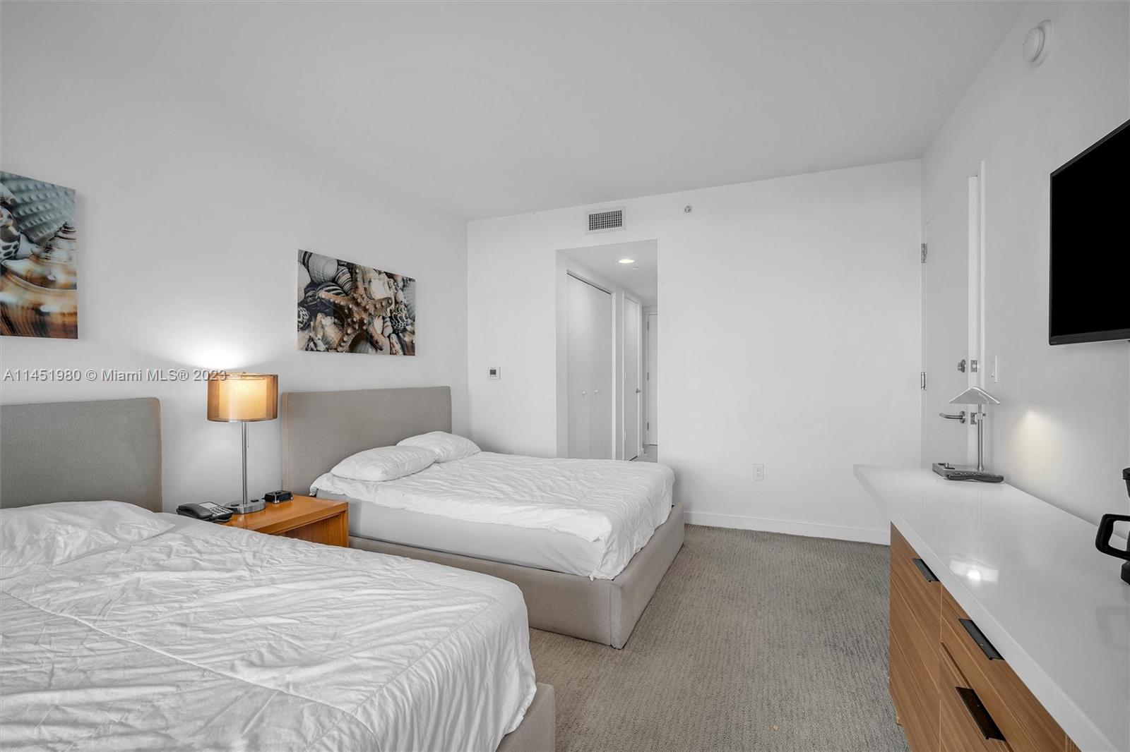 BEACHWALK CONDOMINIUM - Residential