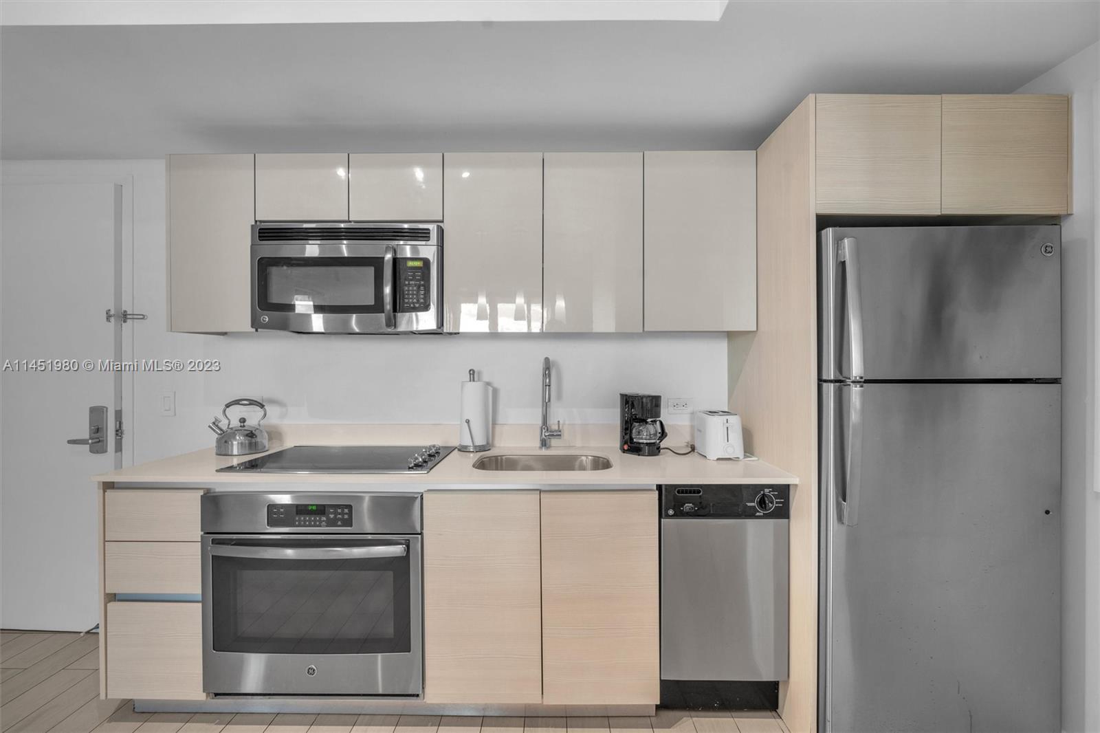 BEACHWALK CONDOMINIUM - Residential