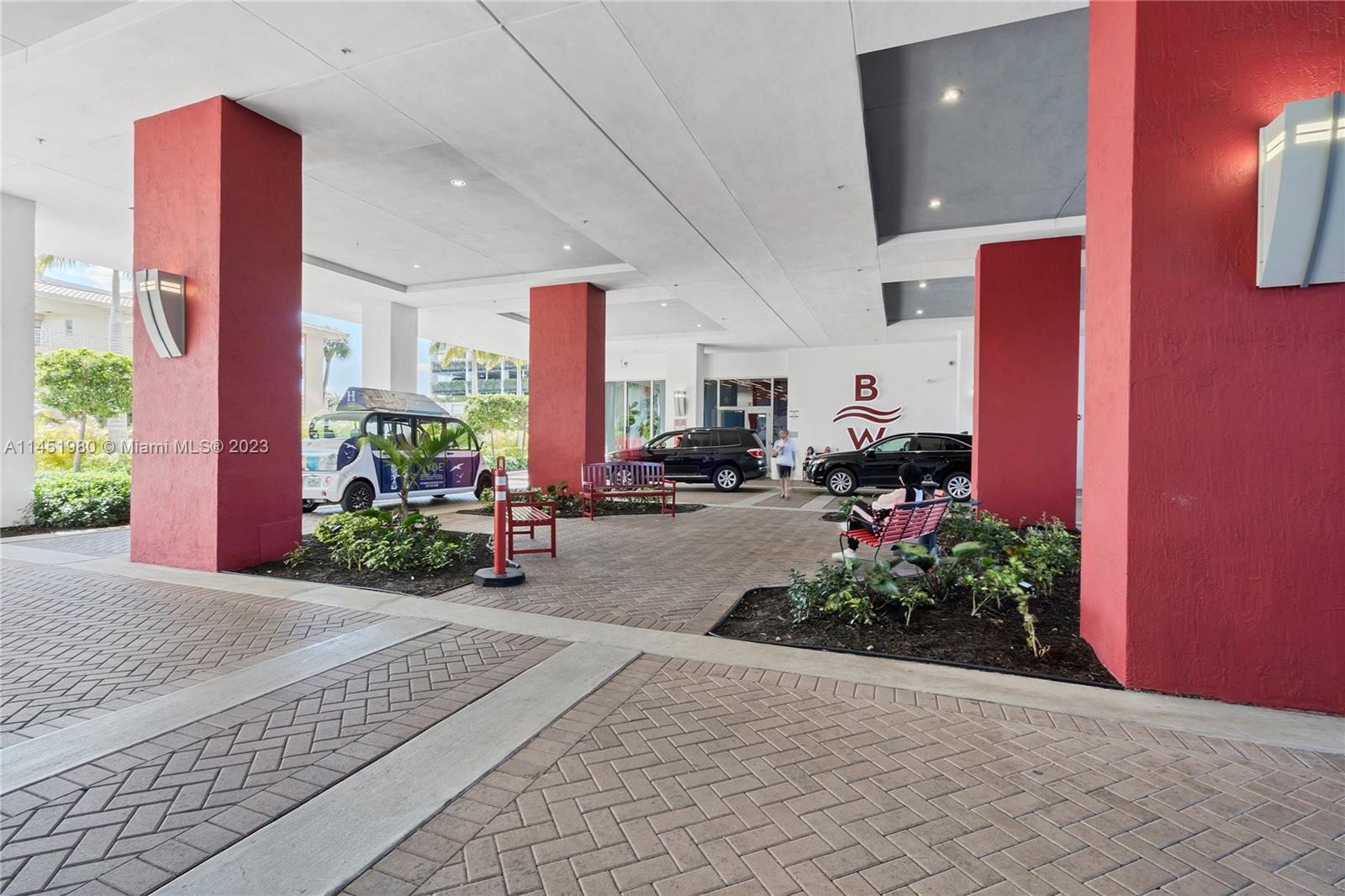 BEACHWALK CONDOMINIUM - Residential