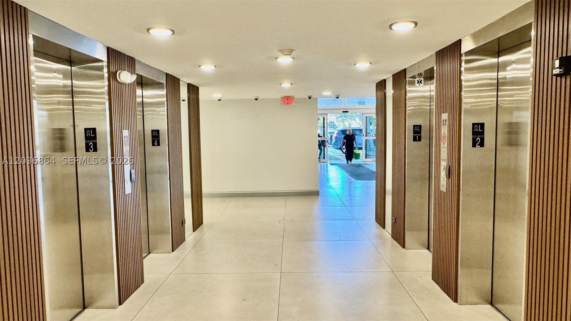 WINSTON TOWER 300 CONDO - Residential Lease