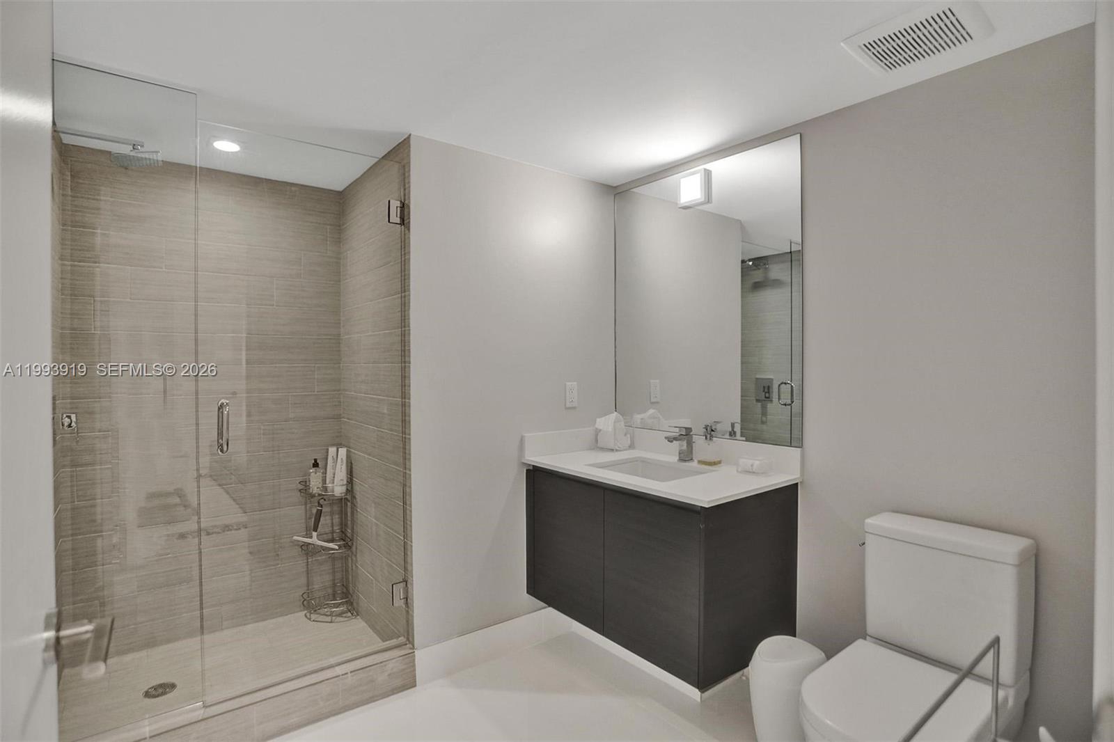 PARQUE TOWERS CONDO - Residential