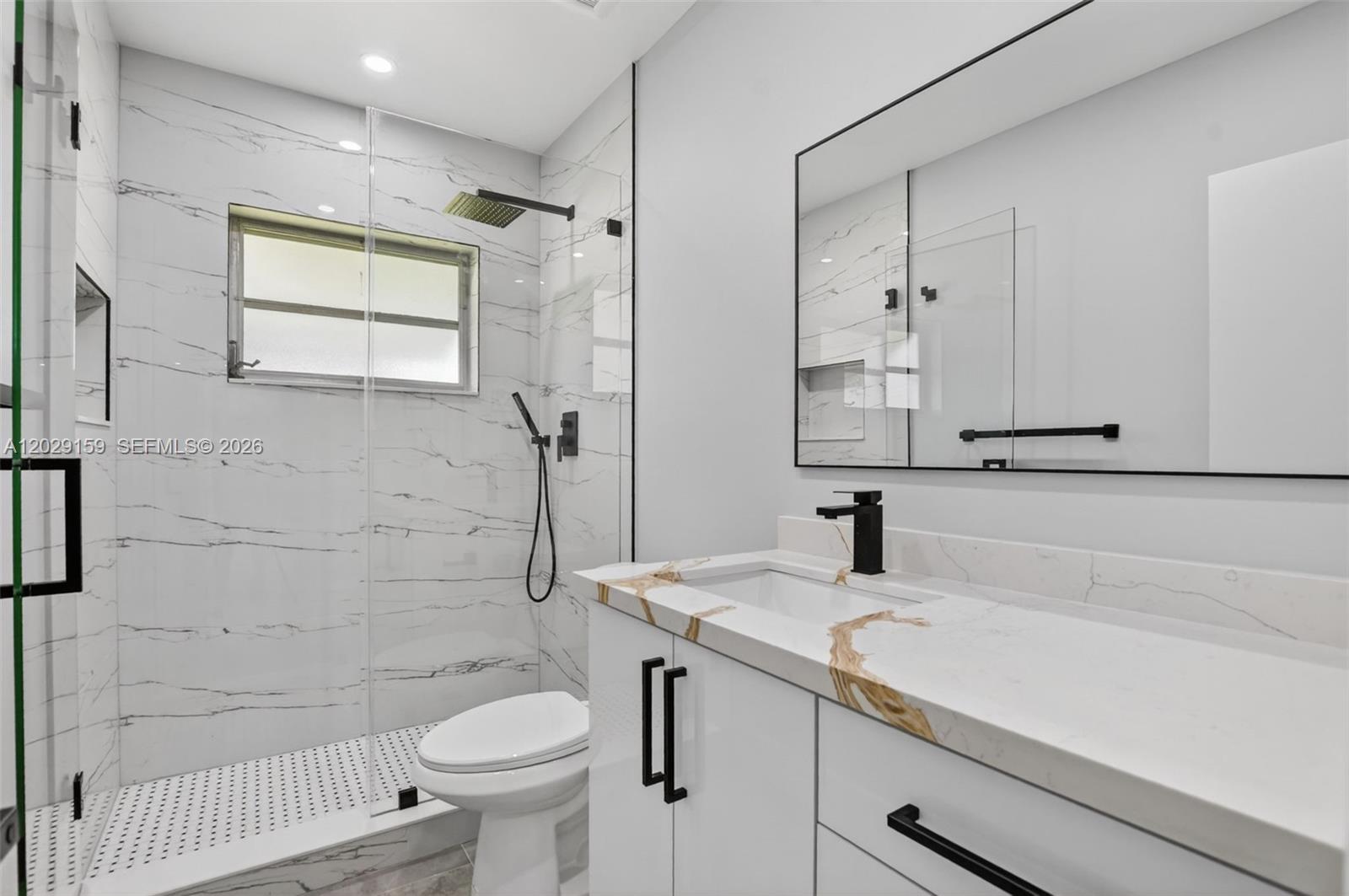 COVE 5TH SEC - Residential Lease