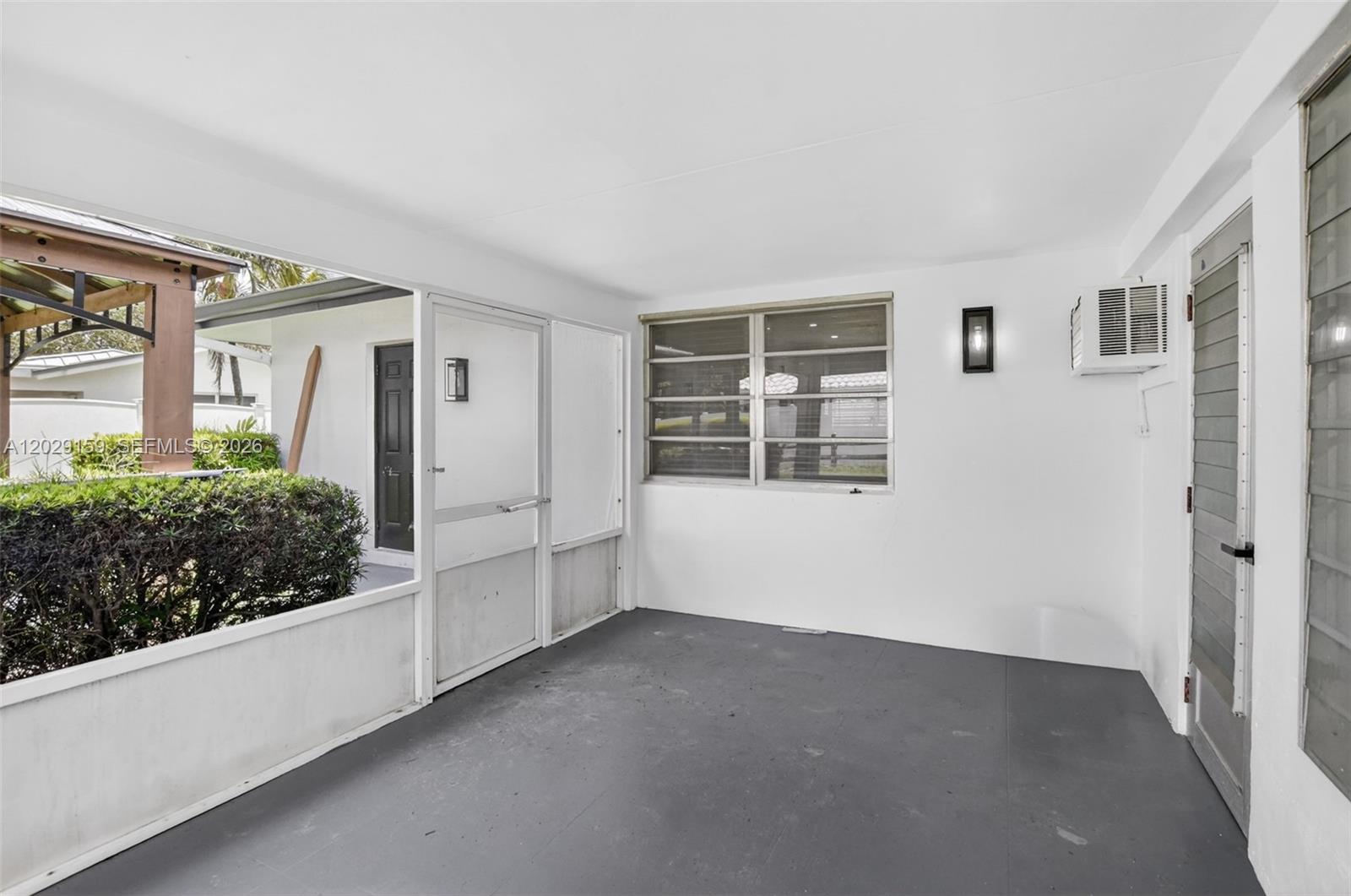 COVE 5TH SEC - Residential Lease