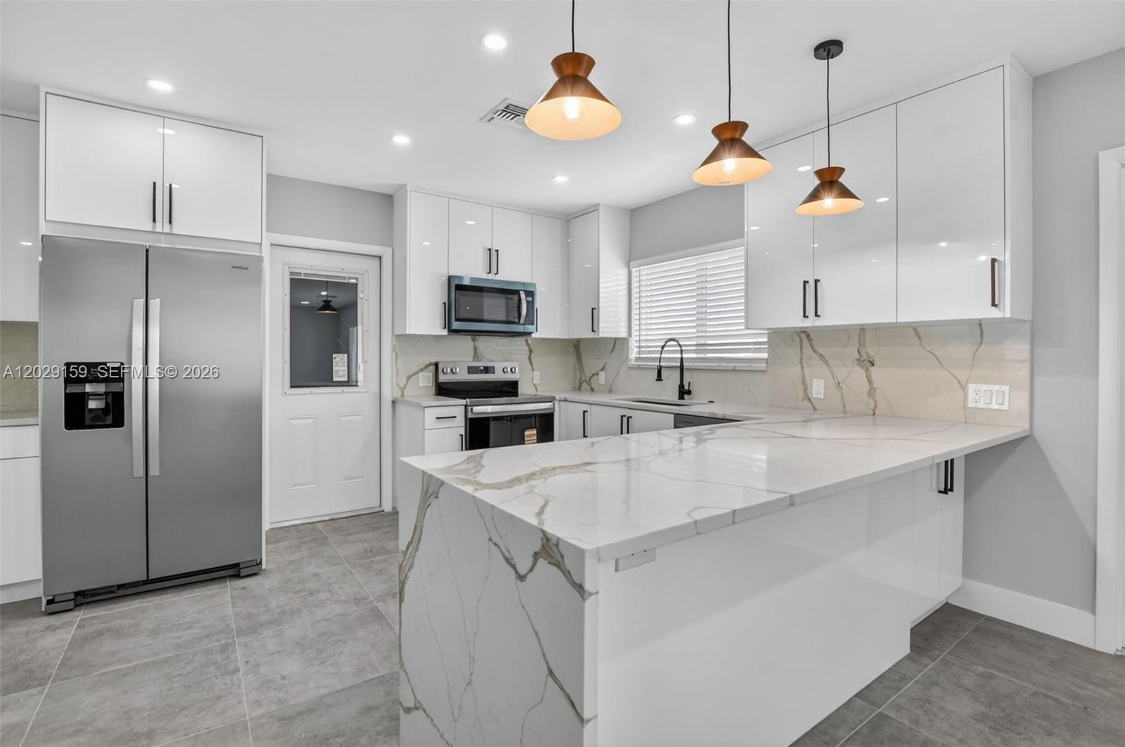 COVE 5TH SEC - Residential Lease