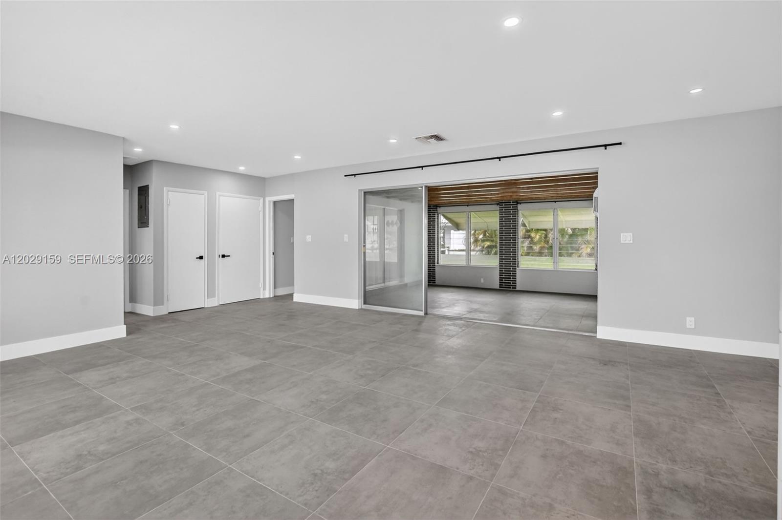 COVE 5TH SEC - Residential Lease
