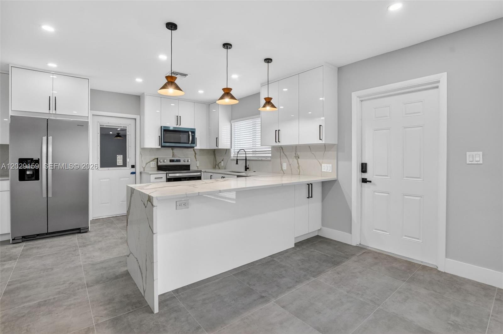 COVE 5TH SEC - Residential Lease
