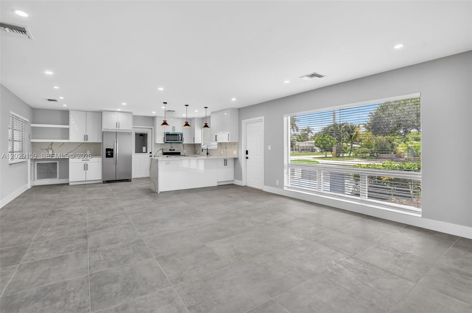 COVE 5TH SEC - Residential Lease