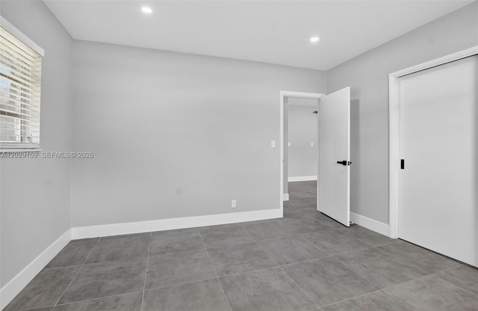 COVE 5TH SEC - Residential Lease