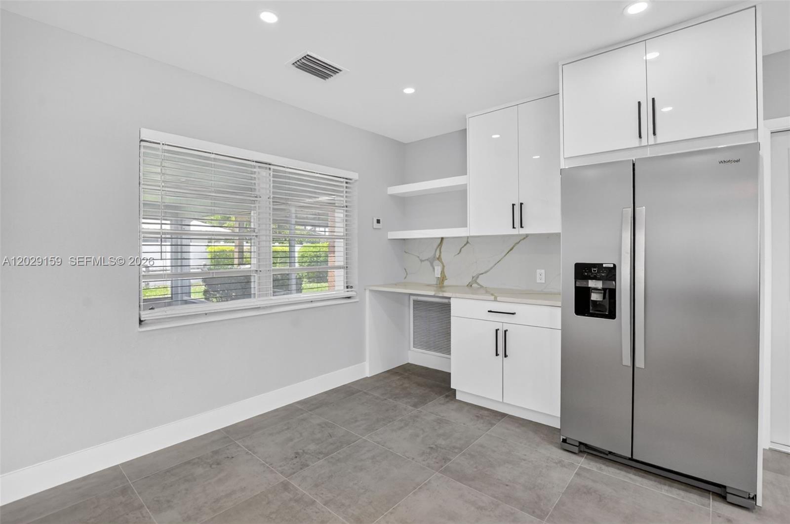 COVE 5TH SEC - Residential Lease