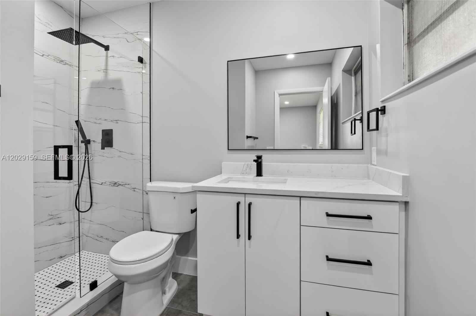 COVE 5TH SEC - Residential Lease