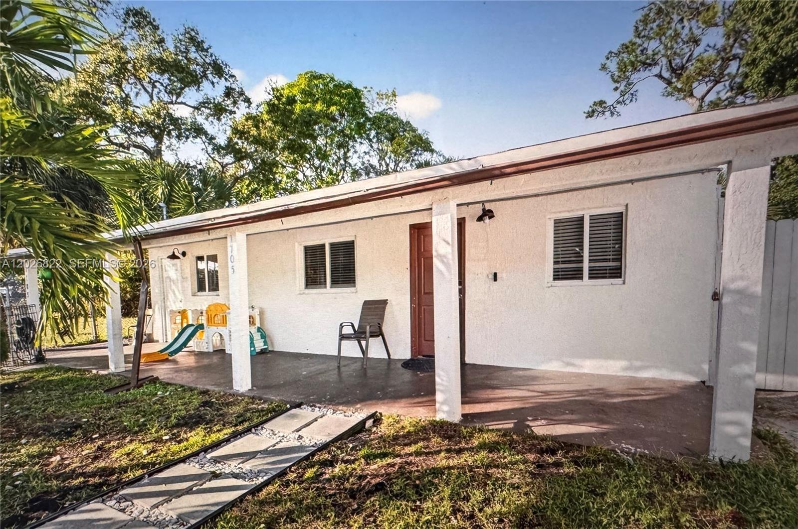 RIVERSIDE PARK ADD AMEN P - Residential Income