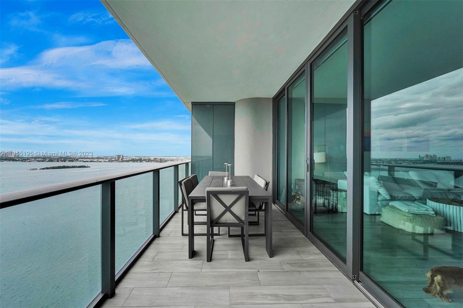 ONE PARAISO CONDO - Residential