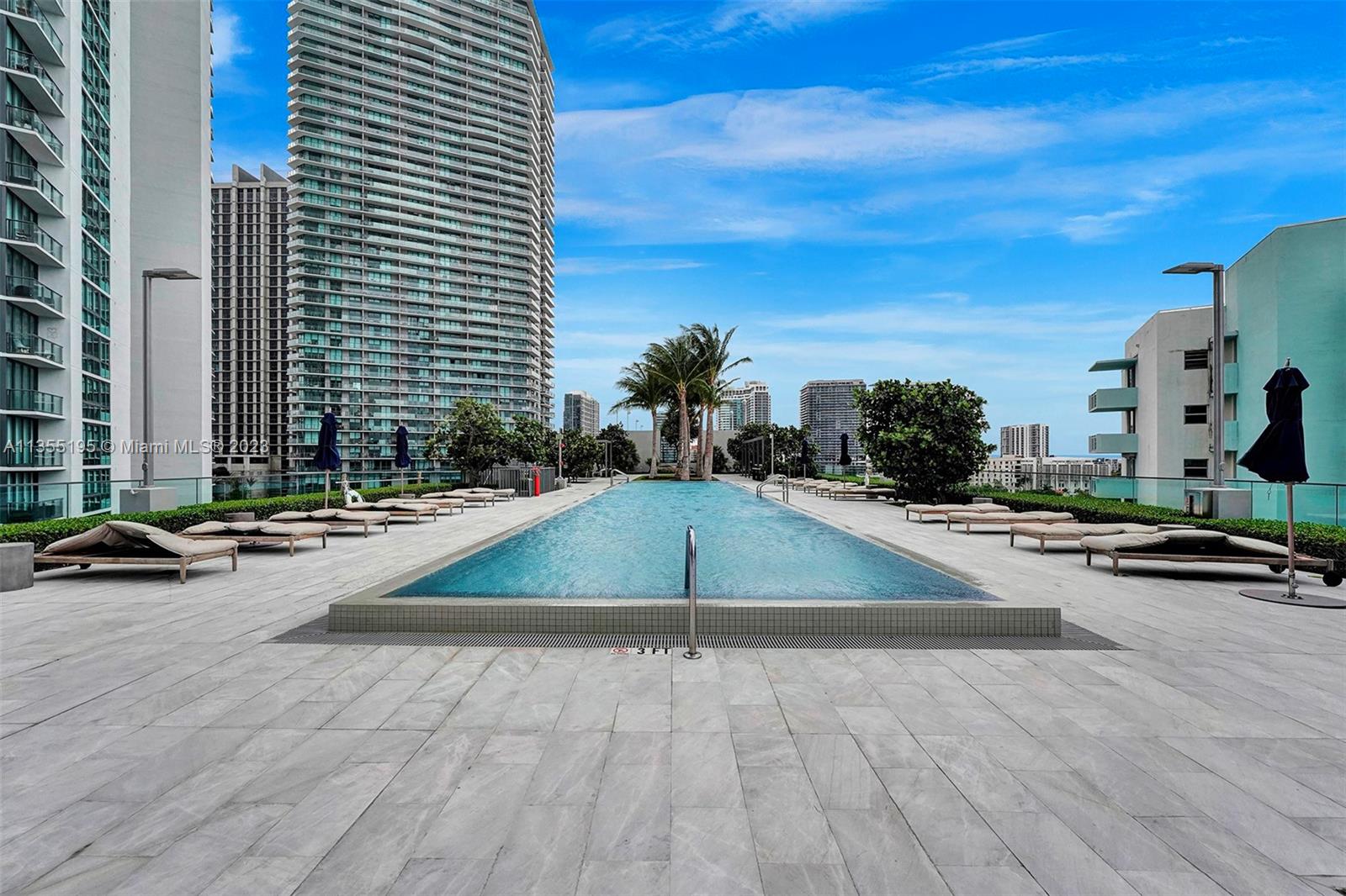 ONE PARAISO CONDO - Residential