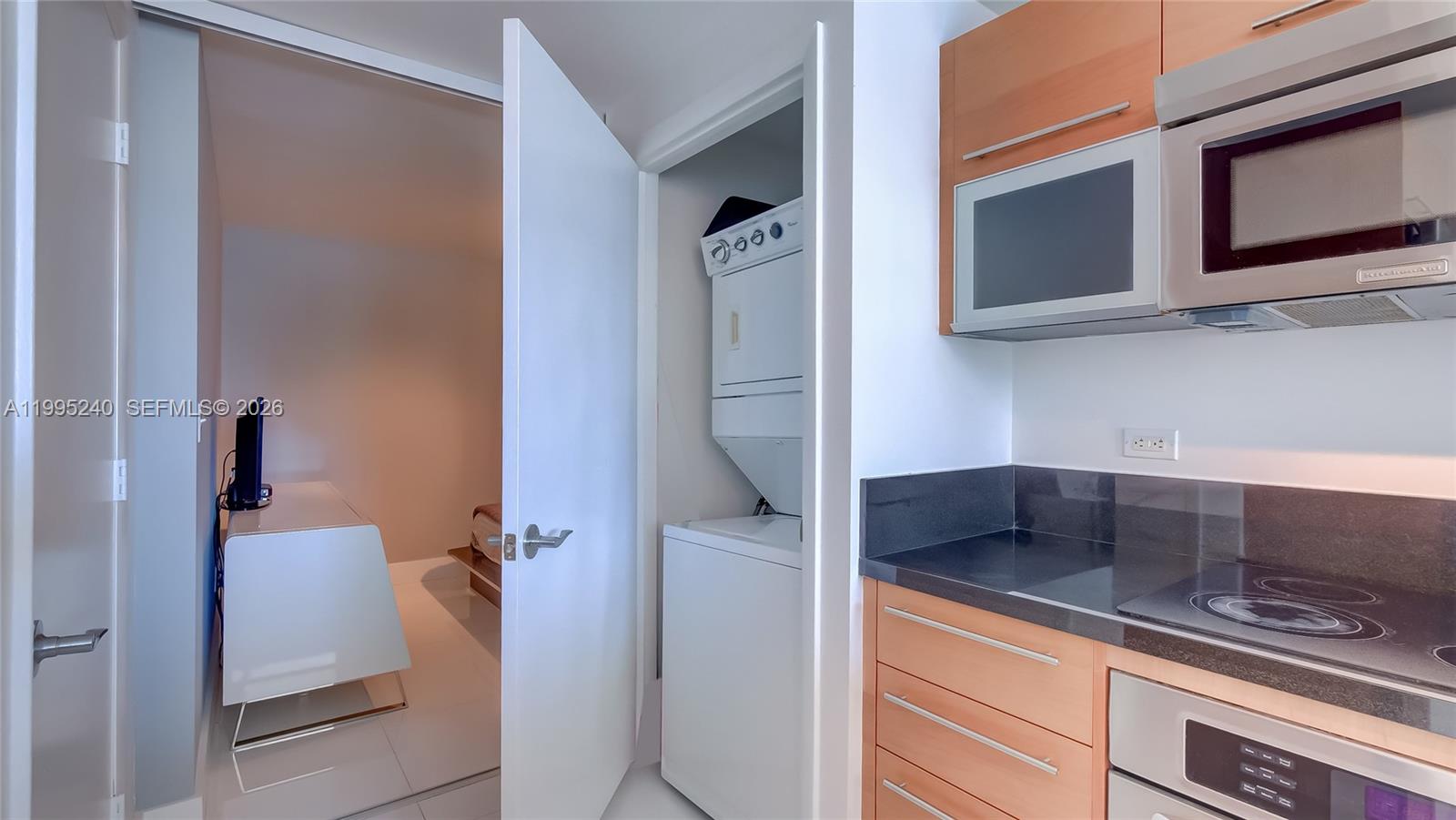 VIZCAYNE SOUTH CONDO - Residential