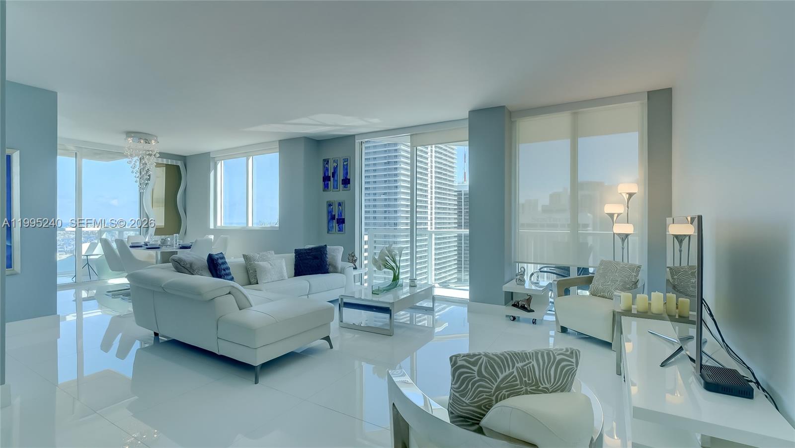 VIZCAYNE SOUTH CONDO - Residential