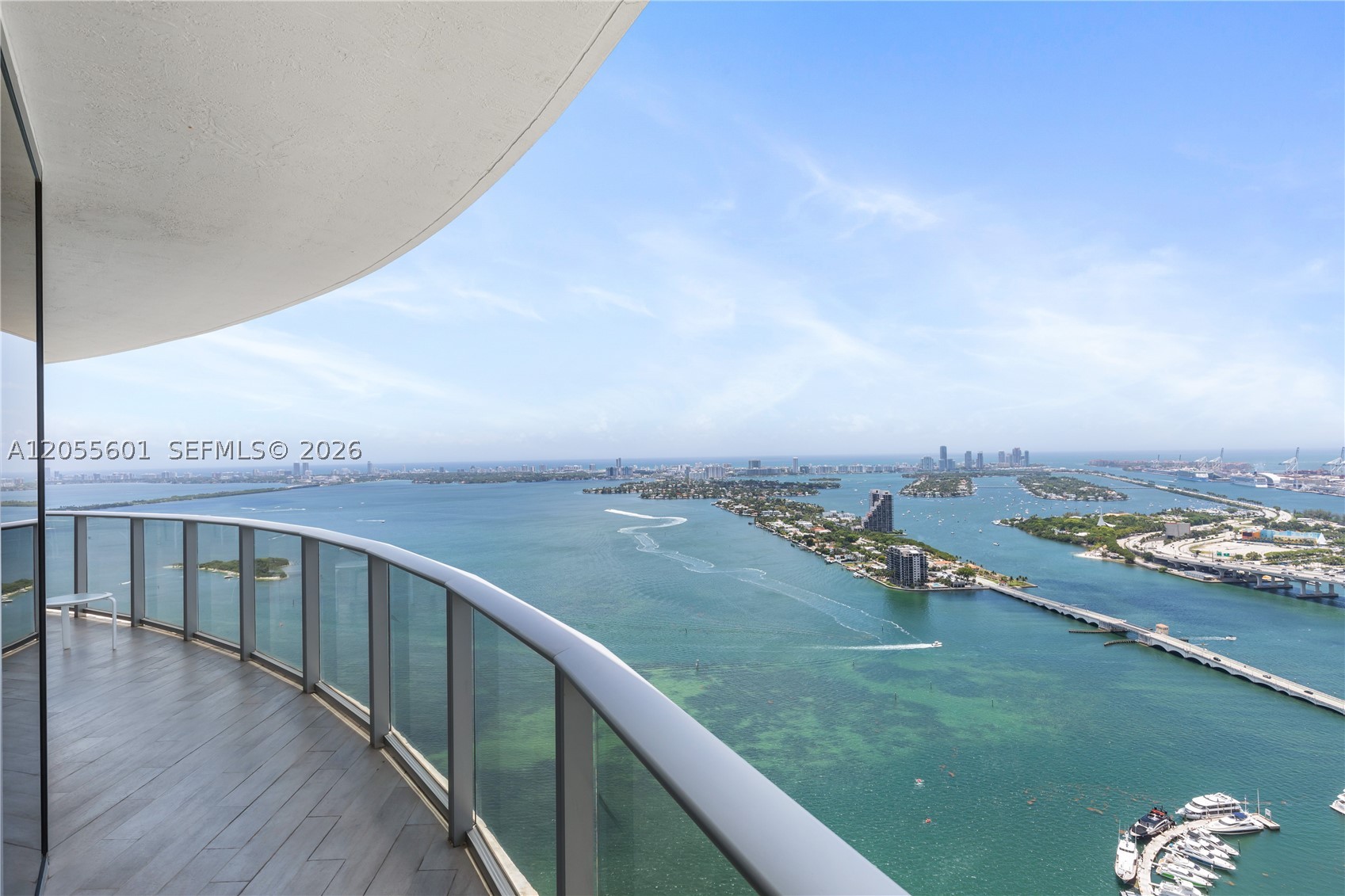 ARIA ON THE BAY CONDO - Residential