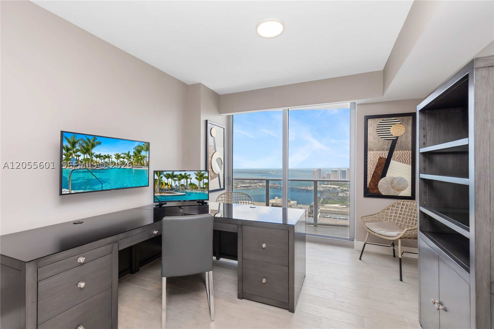 ARIA ON THE BAY CONDO - Residential