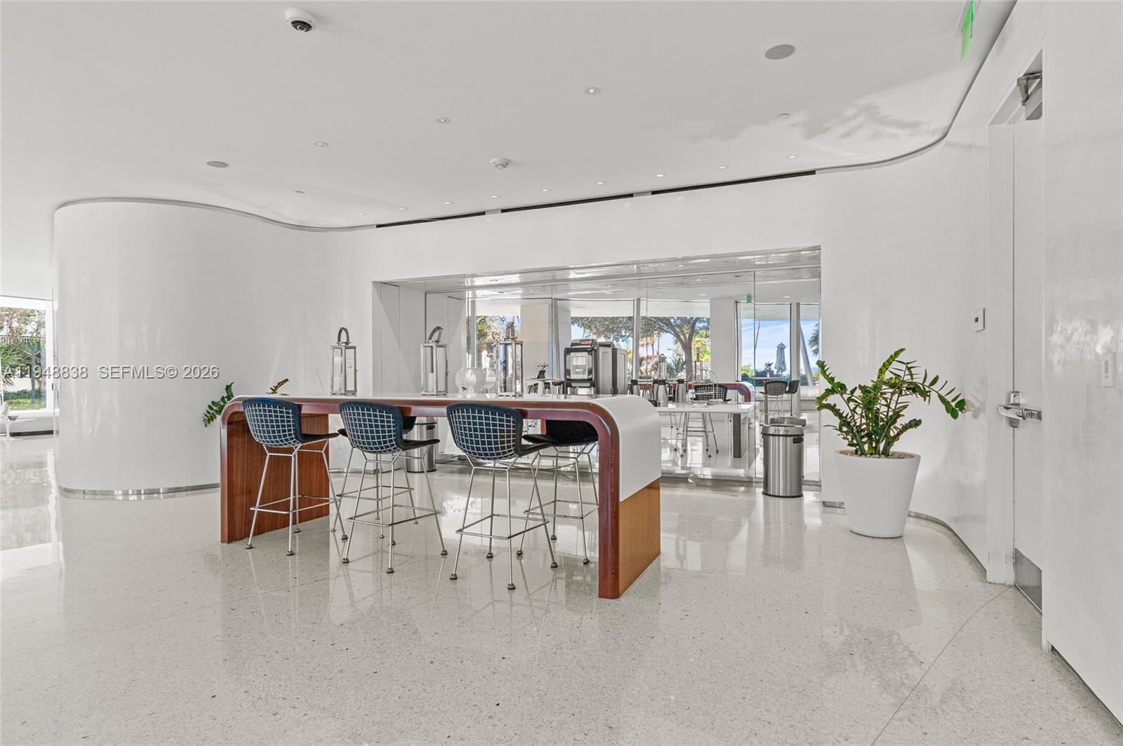 JADE SIGNATURE CONDO - Residential