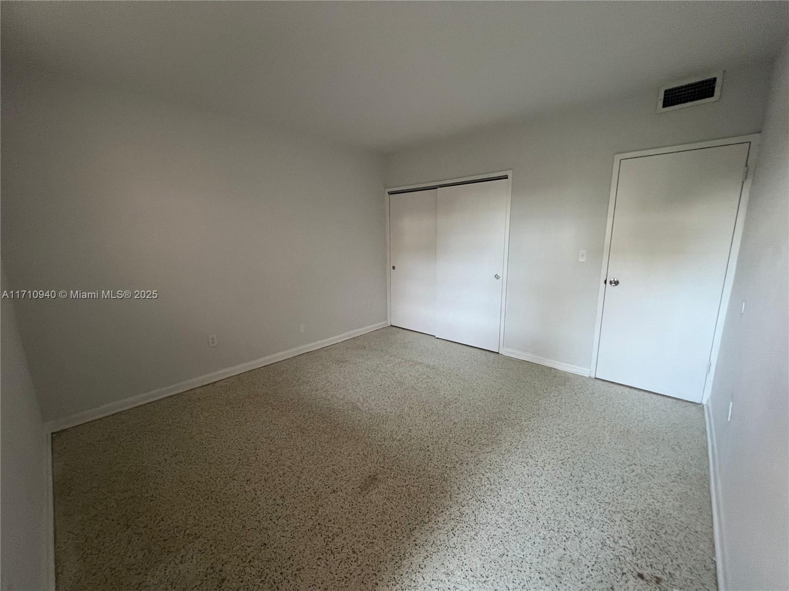 CITY OF MIAMI SOUTH - Residential Lease