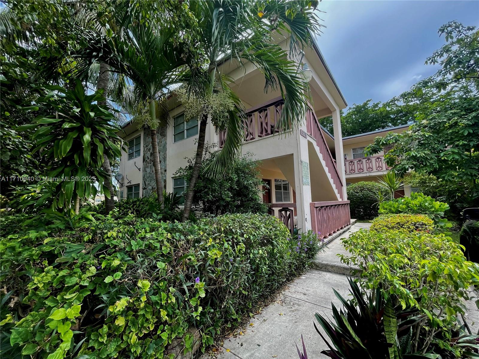 CITY OF MIAMI SOUTH - Residential Lease