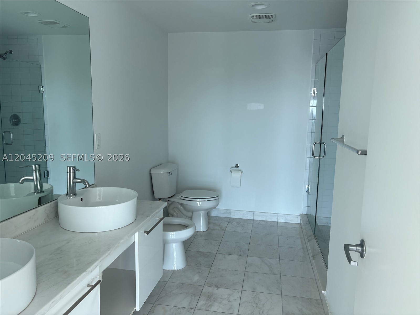 MARINABLUE CONDO - Residential Lease